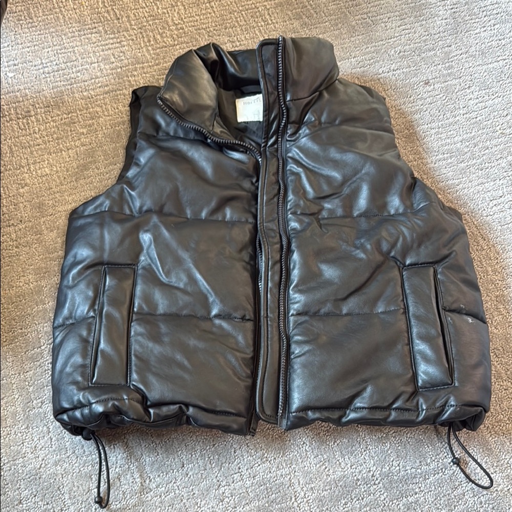 Women’s Black Puffer Vest